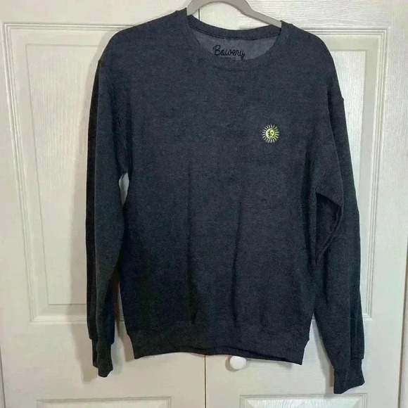 Bowery Supply Co Men's Crewneck Sweatshirt SMALL Grey Graphic Cosmic Love Skater - Picture 7 of 8